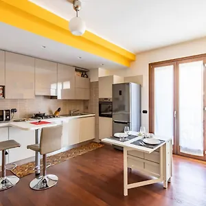 https://duke-apartment-san-donato-milanese-by-host4u.it-lombardy.com